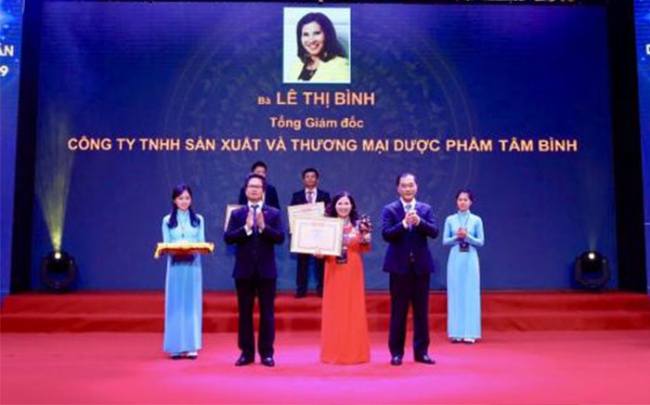 Dược phẩm Tâm Bình được vinh danh 100 doanh nhân Việt Nam tiêu biểu 2019